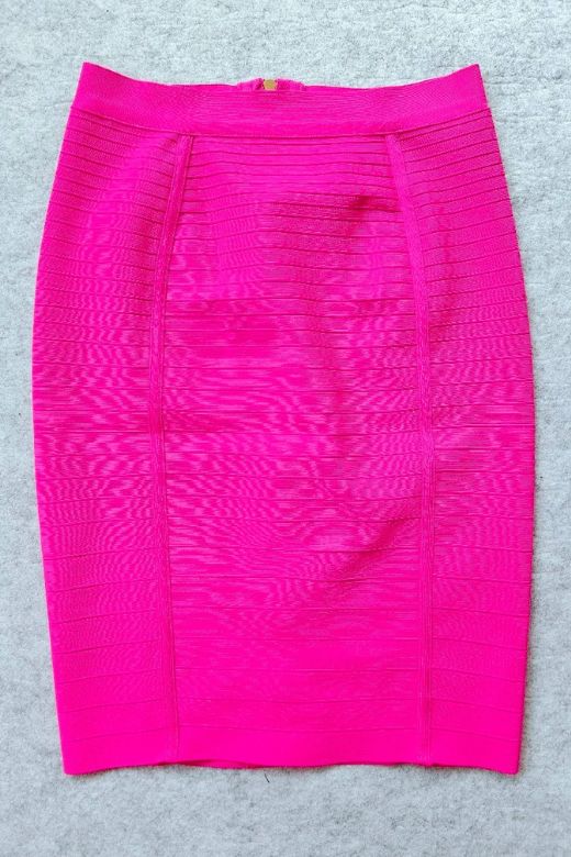 Woman wearing a figure flattering Pencil High Waist Bandage Knee Length Knitted Skirt - Hot Pink BODYCON COLLECTION