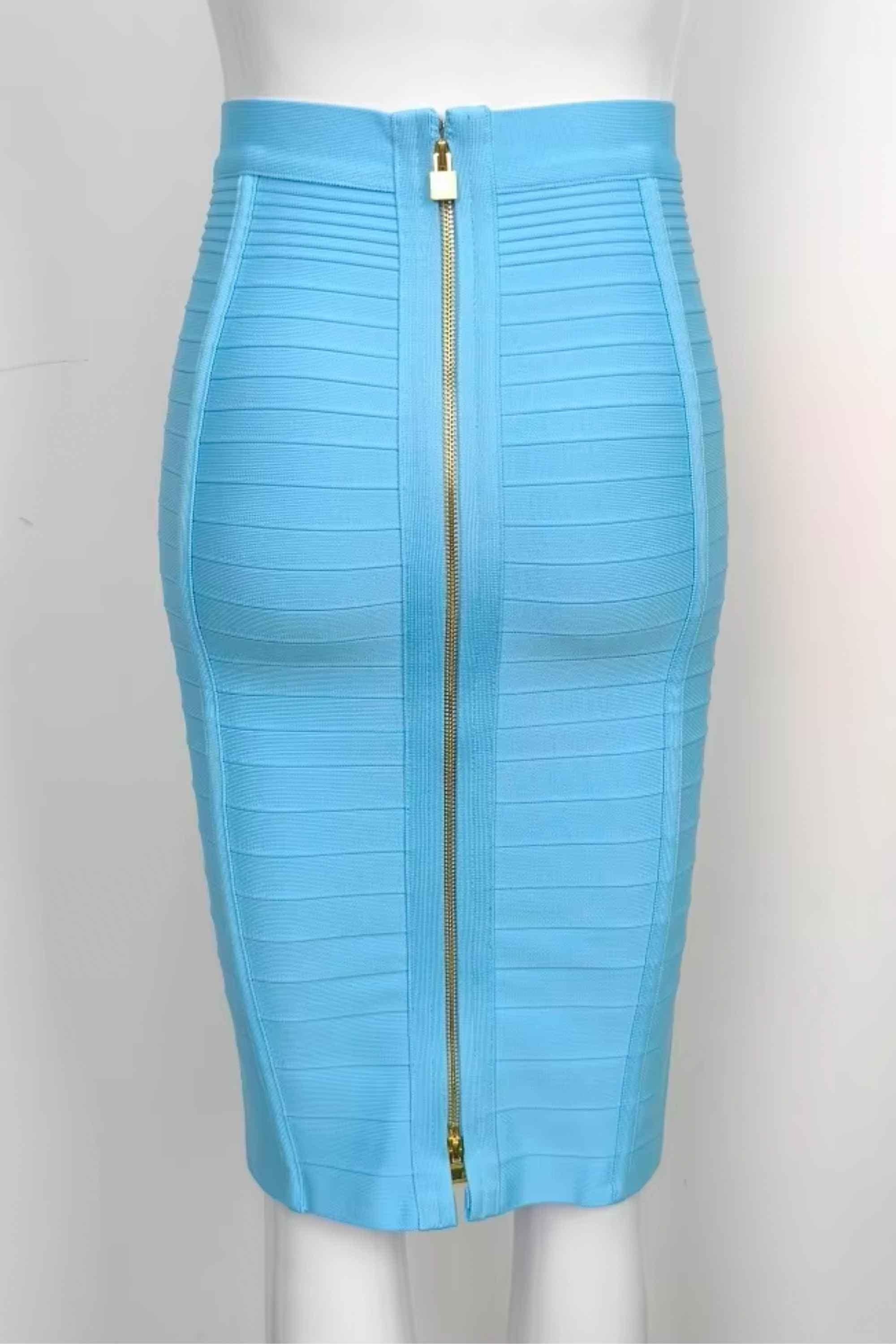 Woman wearing a figure flattering Pencil High Waist Bandage Knee Length Knitted Skirt - Sky Blue BODYCON COLLECTION