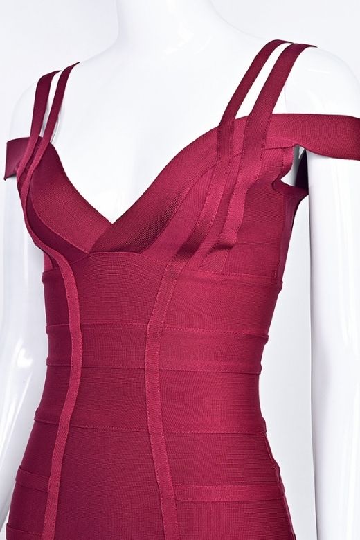 Woman wearing a figure flattering Sia Bandage Dress - Red Wine Bodycon Collection