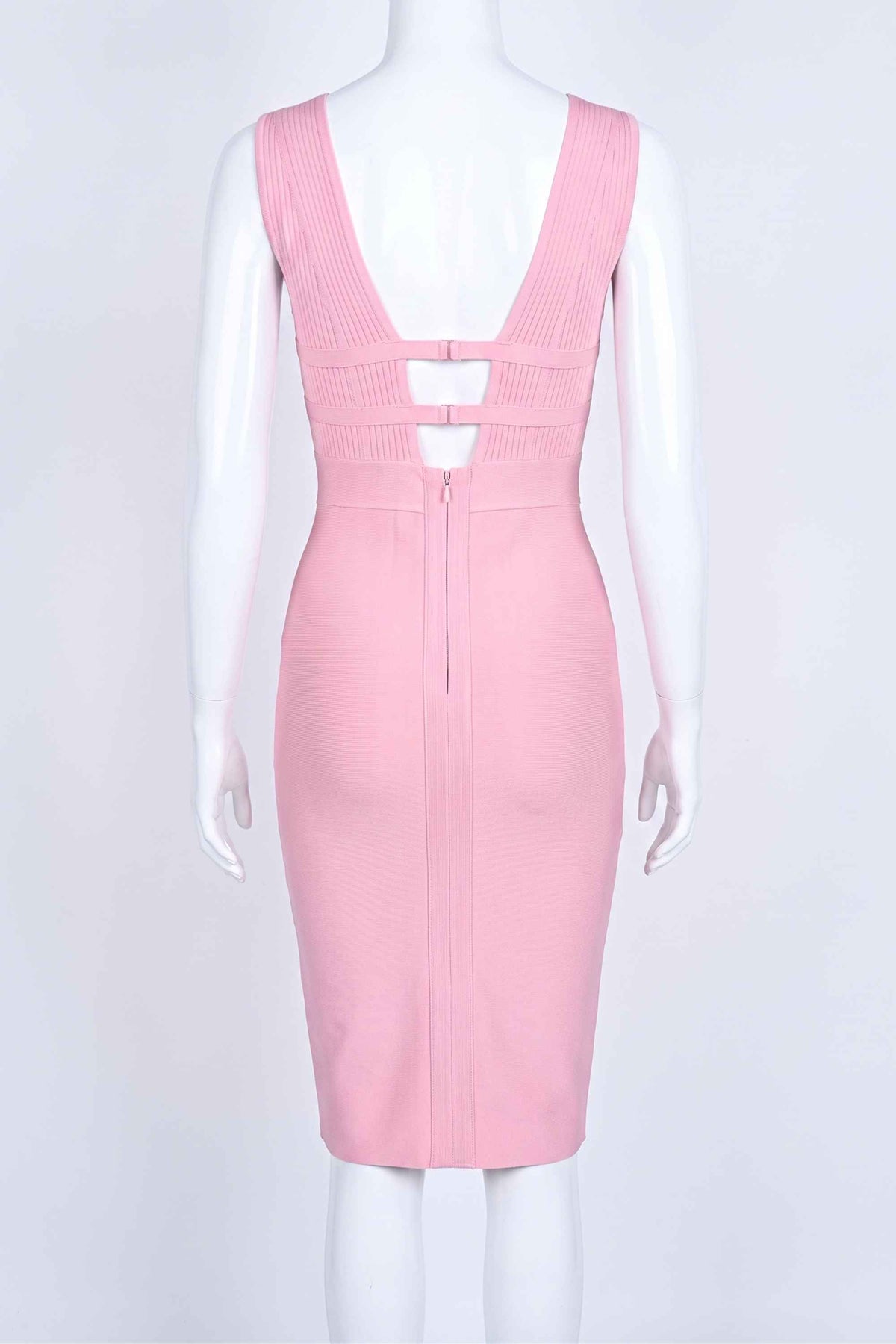 Woman wearing a figure flattering  Bay Bandage Dress - Blush Pink Bodycon Collection
