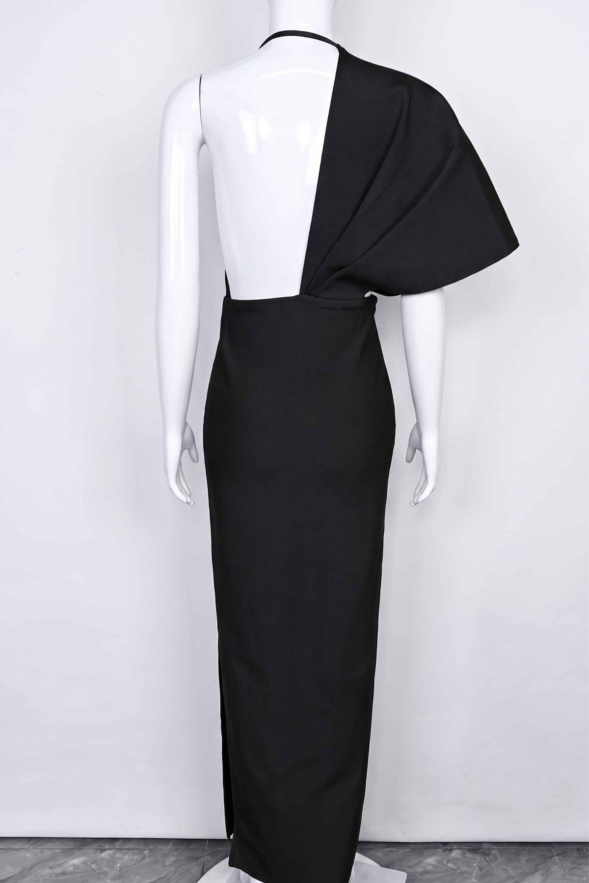 Woman wearing a figure flattering  Blake Bandage Maxi Dress - Classic Black BODYCON COLLECTION
