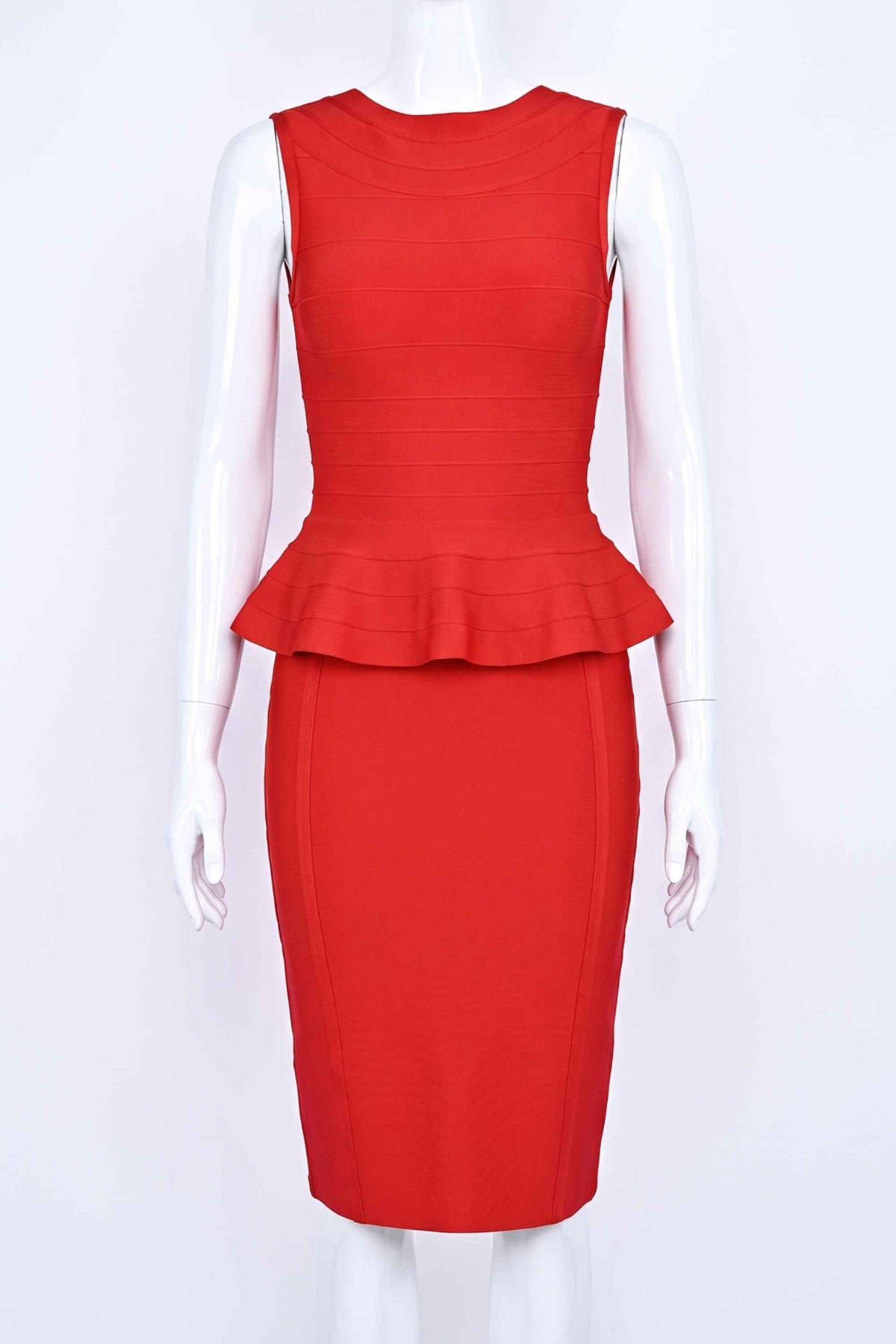 Woman wearing a figure flattering  Leni Bandage Top - Lipstick Red BODYCON COLLECTION