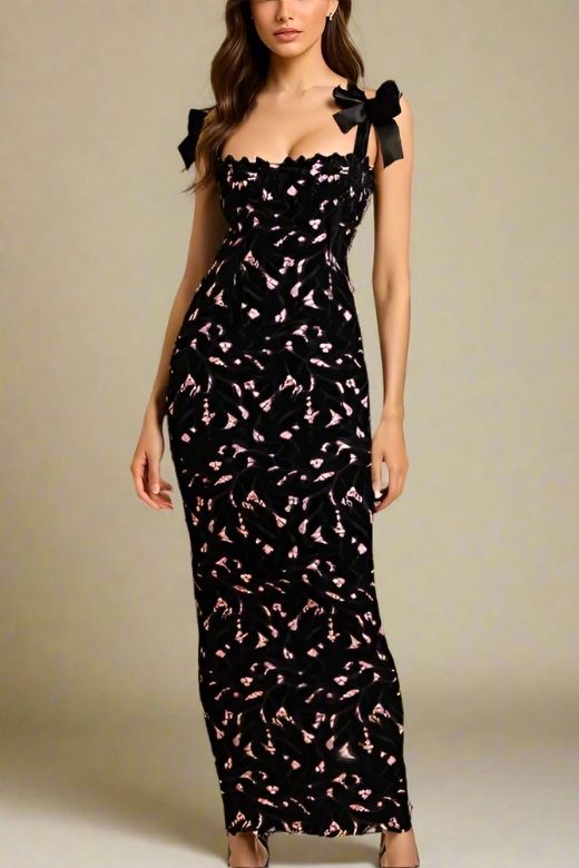 Woman wearing a figure flattering  Odette Bodycon Lace Maxi Dress - Classic Black BODYCON COLLECTION