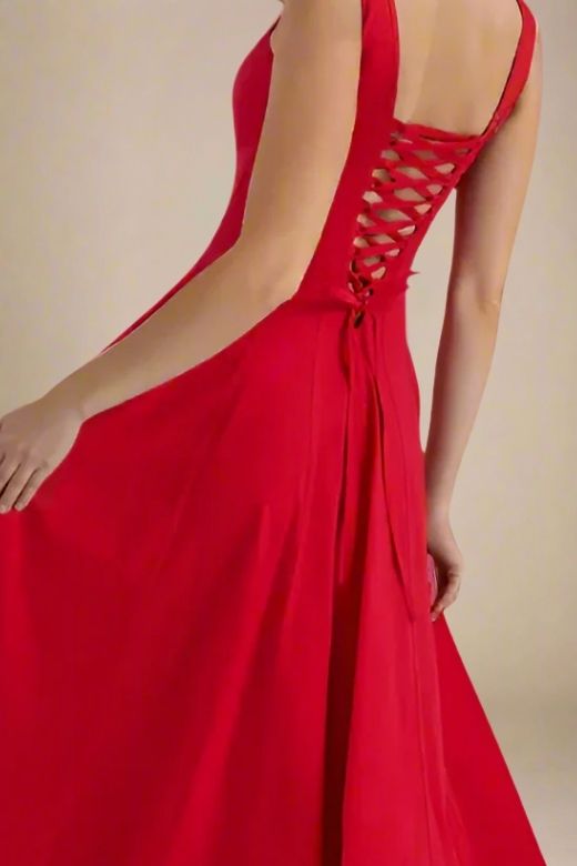 Woman wearing a figure flattering  Willa Midi Dress - Lipstick Red BODYCON COLLECTION Pty Ltd